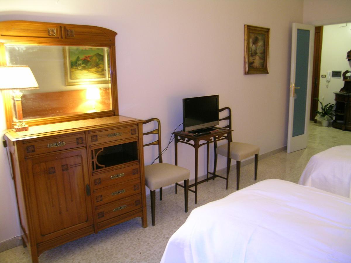 B.&B Margaret'S House Bed & Breakfast Milazzo Dış mekan fotoğraf