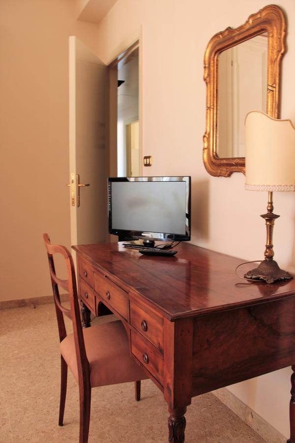 B.&B Margaret'S House Bed & Breakfast Milazzo Dış mekan fotoğraf