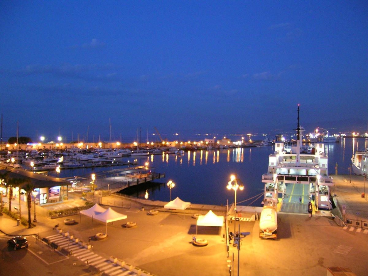 B.&B Margaret'S House Bed & Breakfast Milazzo Dış mekan fotoğraf